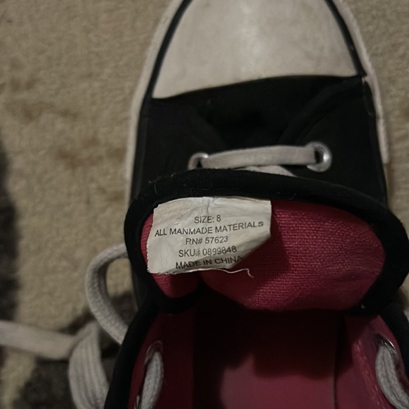 Cute black and white sneakers - Picture 9 of 11